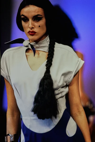 Look 33